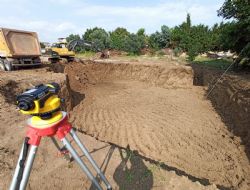 Alt�nova �l�e Sa�l�k M�d�rl��� binas� yap�m�na ba�land�