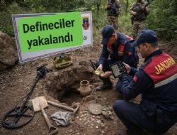 Alt�nova�da ka�ak kaz�