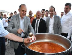 K�lt�r Festivalinde, co�kulu bulu�ma