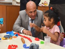 K�rtasiyeler, Ba�kan Amca�dan